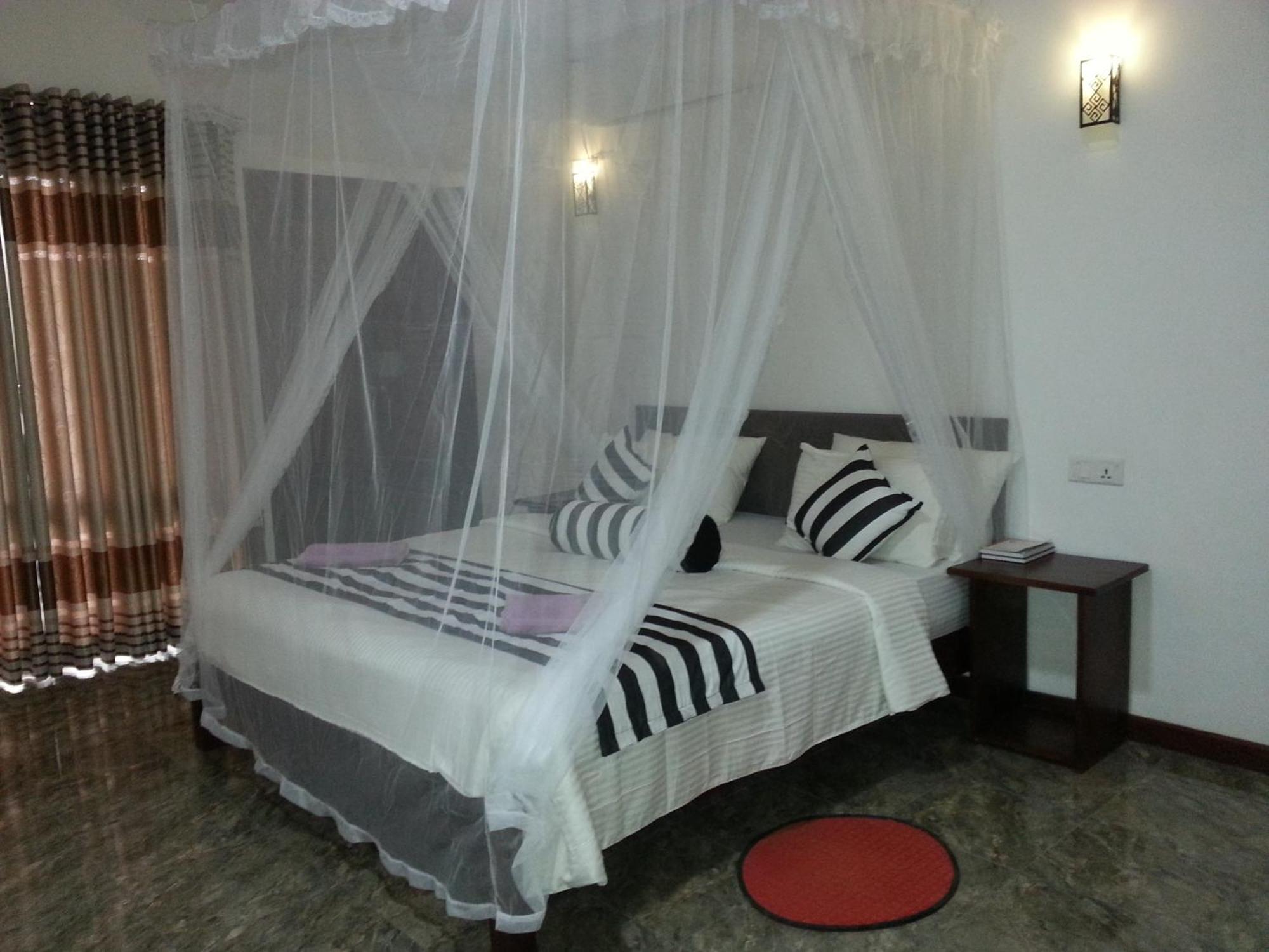 Wow Home Stay เอลลา ภายนอก รูปภาพ